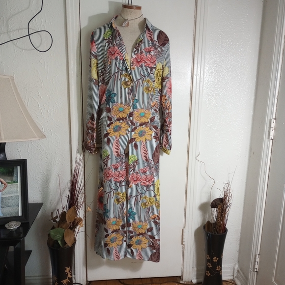 Floral Stripes Long Sleeve Button Down Sheer Shirt Dress with Split in Front XXL - Picture 4 of 12